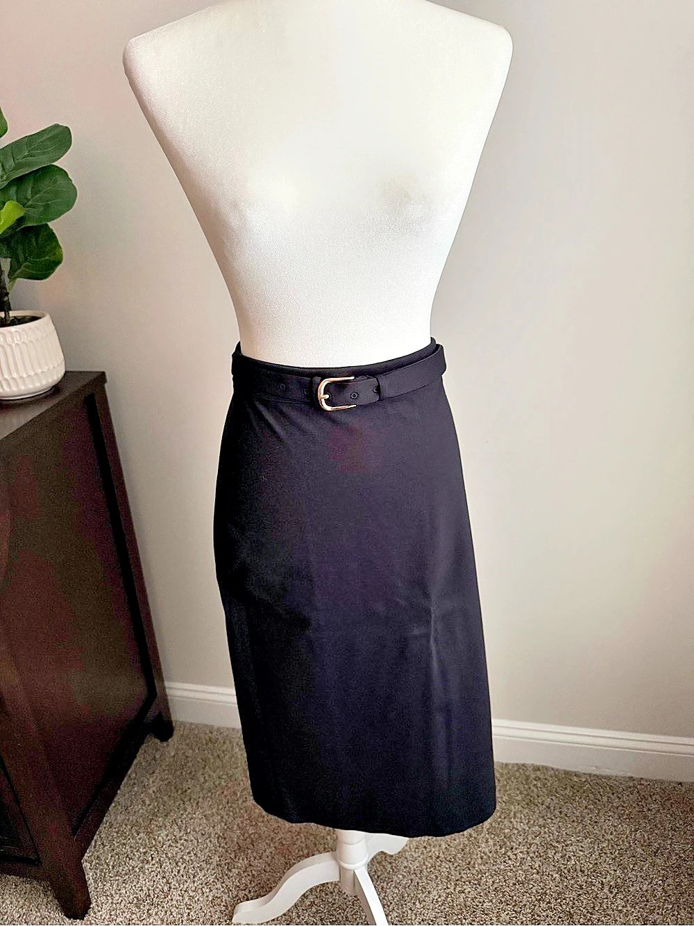 Ann Taylor Belted Midi Skirt in Black, 
Size 14P, NWT